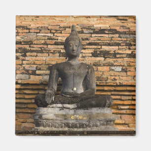 Íman Buda em Wat Mahathat.