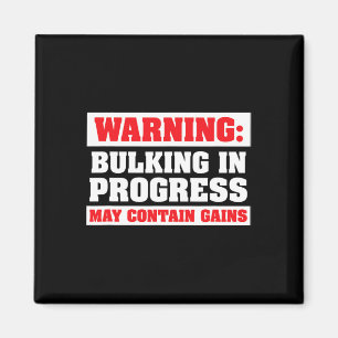 Íman Bulking Em Andamento Divertido Levantamento de Pes