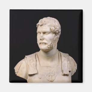 Íman Busto do imperador Hadrian encontrado em Crete