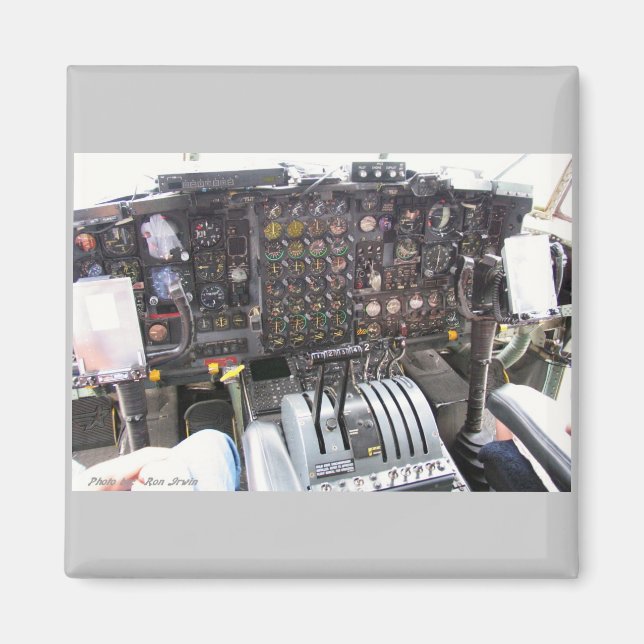 Íman C-130A Cockpit (Frente)