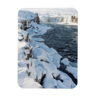 Íman Cachoeira Godafoss Coberta de Neve