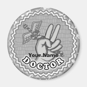 Íman Caduceus Peace, sob o costume do Doutor Magnet