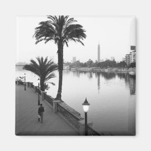 Íman Cairo Egito, ao longo do rio Nilo