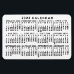 Íman Calendário mensal clássico branco e preto 2023 ano<br><div class="desc">Este ímã flexível do calendário de 2023 anos mostra os dias da semana para cada mês em preto sobre fundo branco. É o calendário mensal de ímãs flexível e minimalista perfeito se você está procurando por uma sensação profissional simples e clássica. Saiba sempre qual é a data e verifique os...</div>