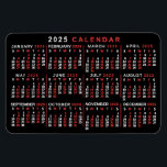 Íman Calendário Mensal de 2025 Ano - Branco preto cláss<br><div class="desc">Este ímã flexível do calendário mensal de 2025 anos mostra os dias da semana para cada mês em vermelho clássico, com aparência profissional e branco a preto. Este é um calendário anual simples, minimalista e ousado para ajudá-lo a conquistar o novo ano. Saiba sempre qual é a data e verifique...</div>