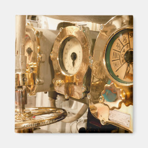 Íman Calibres e instrumentos navegacionais no submarino