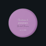 Íman Caligrafia Elegante Chuva de Rosa Lavanda Bem-vind<br><div class="desc">Procurando uma bela caligrafia com uma escrita estética? Este design simples e atraente é para você. Este design,  feito especialmente para uso em nome de casamento e família,  impressiona imediatamente aqueles que o veem.</div>
