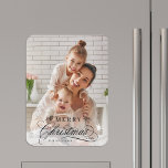 Íman Caligrafia Romântica Foto Feliz de Natal<br><div class="desc">Magneta romântica e elegante da cozinha de fotos de feriado. Para personalização mais avançada deste design,  clique no link Personalizar Mais para alterar a fonte,  o tamanho,  a cor,  etc.</div>