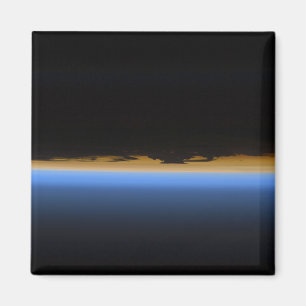 Íman Camadas da atmosfera de terra