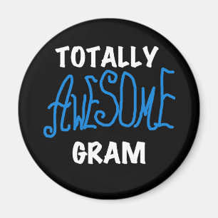 Íman Camiseta azul e presentes do grama totalmente impr