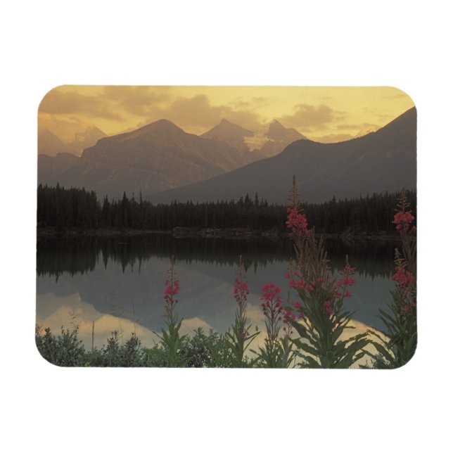 Íman Canadá, Alberta, Banff. Cenário do nascer do sol d (Horizontal)