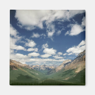 Íman Canadá, Colúmbia Britânica, Yoho NP. Nuvens fofas