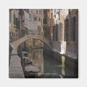 Íman Canais de Veneza e ponte de pedra
