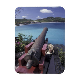 Íman CARIBE, St. Barts, canhão apontado para a Baía de