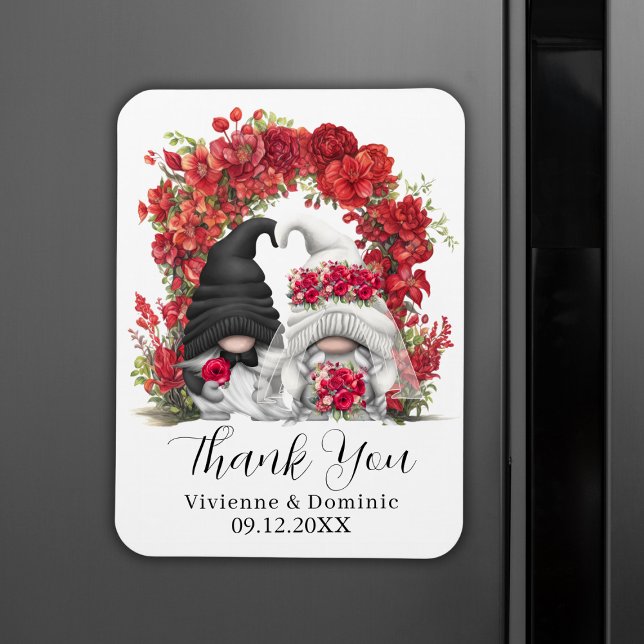 Íman Casamento das Flores Vermelhas Gnome Obrigado (Gnome Red Flowers Wedding Thank You Magnet
)