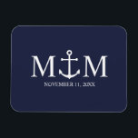 Íman Casamento de Âncora Azul Marinho Náutico<br><div class="desc">Adicione um toque de na moda ao seu casamento náutico com este clássico favor de casamento da âncora azul marinho. Projetado com uma ilustração de âncora branca, ele apresenta noiva personalizada e monograma de noivos e data de casamento em uma fonte branca de serifa em um fundo azul marinho. Perfeito...</div>