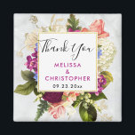 Íman Casamento Floral de Cor Branca e Rosa Moderno<br><div class="desc">Obrigado de casamento,  seu imã com uma design de aquarela bonito. Um arranjo floral de muitas variedades diferentes de flores em cores vermelha,  rosa e branca,  e muita folhagem verde-folha. Uma moldura colocada sobre o topo com uma borda de folha dourada. Design elegante. Um padrão de mármore branco.</div>