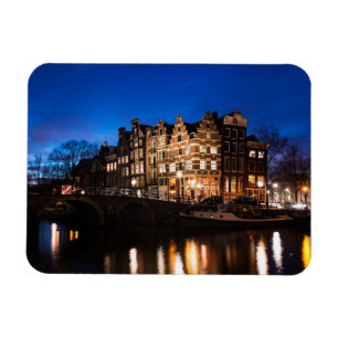 Íman Casas do canal de Amsterdão na noite