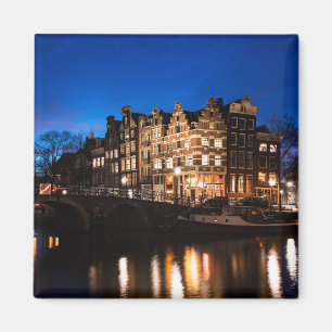 Íman Casas do canal de Amsterdão na noite