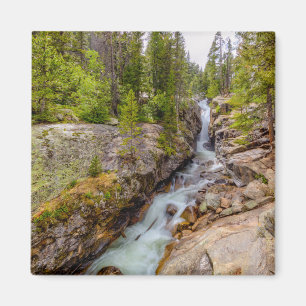 Íman Cascata de cascata e rio