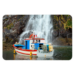 Íman Cascata e barco