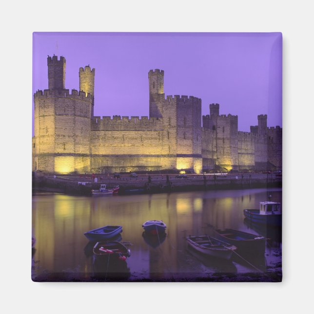 Íman Castelo Caernarfon, à noite, Gwynedd, País de Gale (Frente)