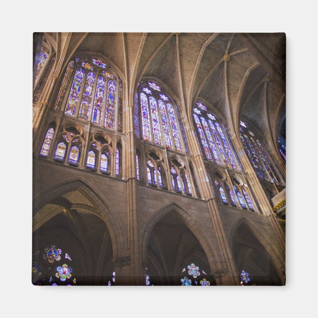 Íman Catedral de Leão, janelas de vitral interior (Frente)