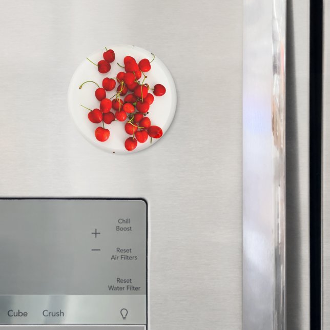 Íman Cerejas Vermelhas em Luz Natural em Branco (In Situ (Fridge))