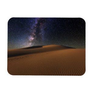 Íman Céu estrelado sobre o deserto de Gobi das dunas d