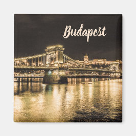 Íman Chain Bridge Budapest à noite com o Castelo Buda
