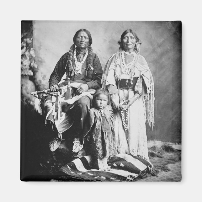 Íman Chefe do Apache Antonio Maria com sua família, 189 (Frente)