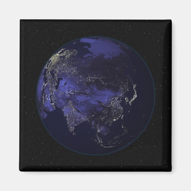 Íman Cheio Terra à noite mostrando luzes da cidade (Frente)