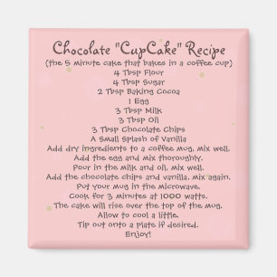 Íman Chocolate do "bolo copo" em uma receita da caneca