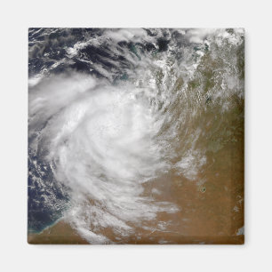 Íman Ciclone tropical Magda que vem em terra em Austral