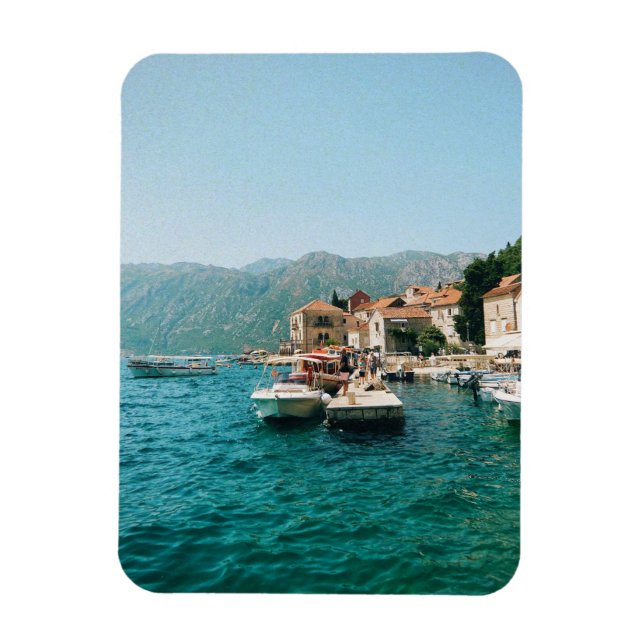 Íman Cidade costeira de Perast, Montenegro (Vertical)
