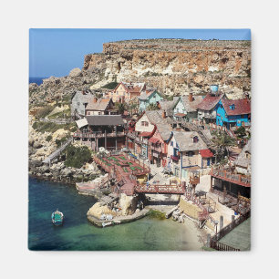 Íman Cidade famosa de Popeye com casas coloridas, Malta