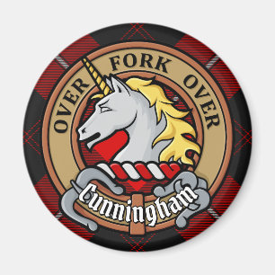 Íman Clan Cunningham Crest sobre Tartan