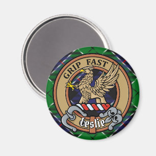 Íman Clan Leslie Crest sobre caçar Tartan