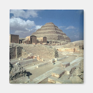 Íman Complexo de Djoser que inclui a pirâmide da etapa