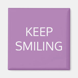Íman Continue sorrindo, lavanda e branco