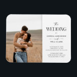 Íman Convite para Casamento Branca Moderno com Foto<br><div class="desc">Convide seus amigos e família para o seu casamento com este imã de convite de casamento branco e preto moderno. Edite facilmente suas fotos de noivado e detalhes de evento favoritos.</div>