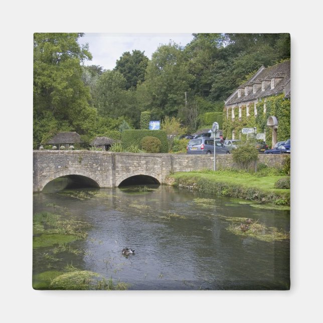 Íman Córrego de truta na vila de Bibury, (Frente)