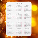 Íman Cozinha do calendário do ano de Cheio branco preto<br><div class="desc">Escrito elegante e personalizado,  preto e branco simples,  calendário 2025,  alta qualidade,  água e íman flexível resistente a manchas,  para qualquer superfície magnética em casa ou no escritório. Faz um presente personalizado excelente para amigos e família,  para feriados,  natal,  anos novos.</div>