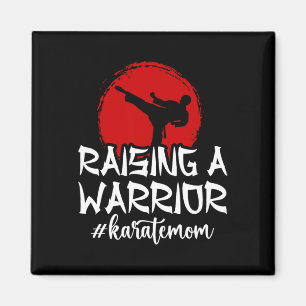 Íman Criando um Karate Guerreiro Mãe Karate Mãe Karate