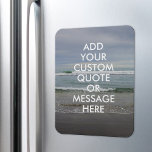 Íman Crie sua própria cotação<br><div class="desc">Crie seu próprio ímã de cotação personalizado. Personalize este ímã com a tipografia moderna e a paisagem das ondas oceânicas.</div>