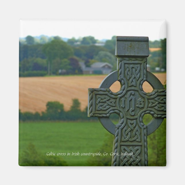 Íman Cruz Celta no interior da Irlanda (Frente)