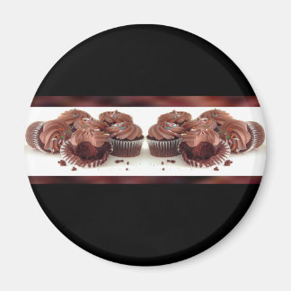 Íman Cupcake marrom e preto