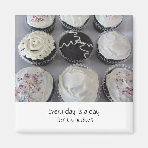 Íman Cupcakes Elegantes Com Dito