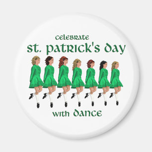 Íman Dança de Passo Irlandesa Celebra o Dia de São Patr