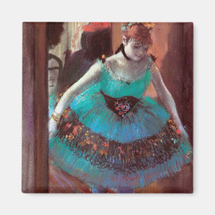 Íman Dancer deixando seu vestiário em Degas